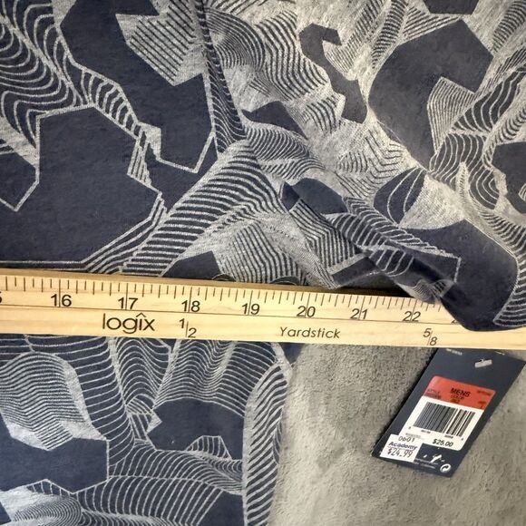 NWT NIKE Shirt L Gray Red White MOVING MOUNTAINS Graphic Spellout Tee Swoosh - Picture 6 of 10